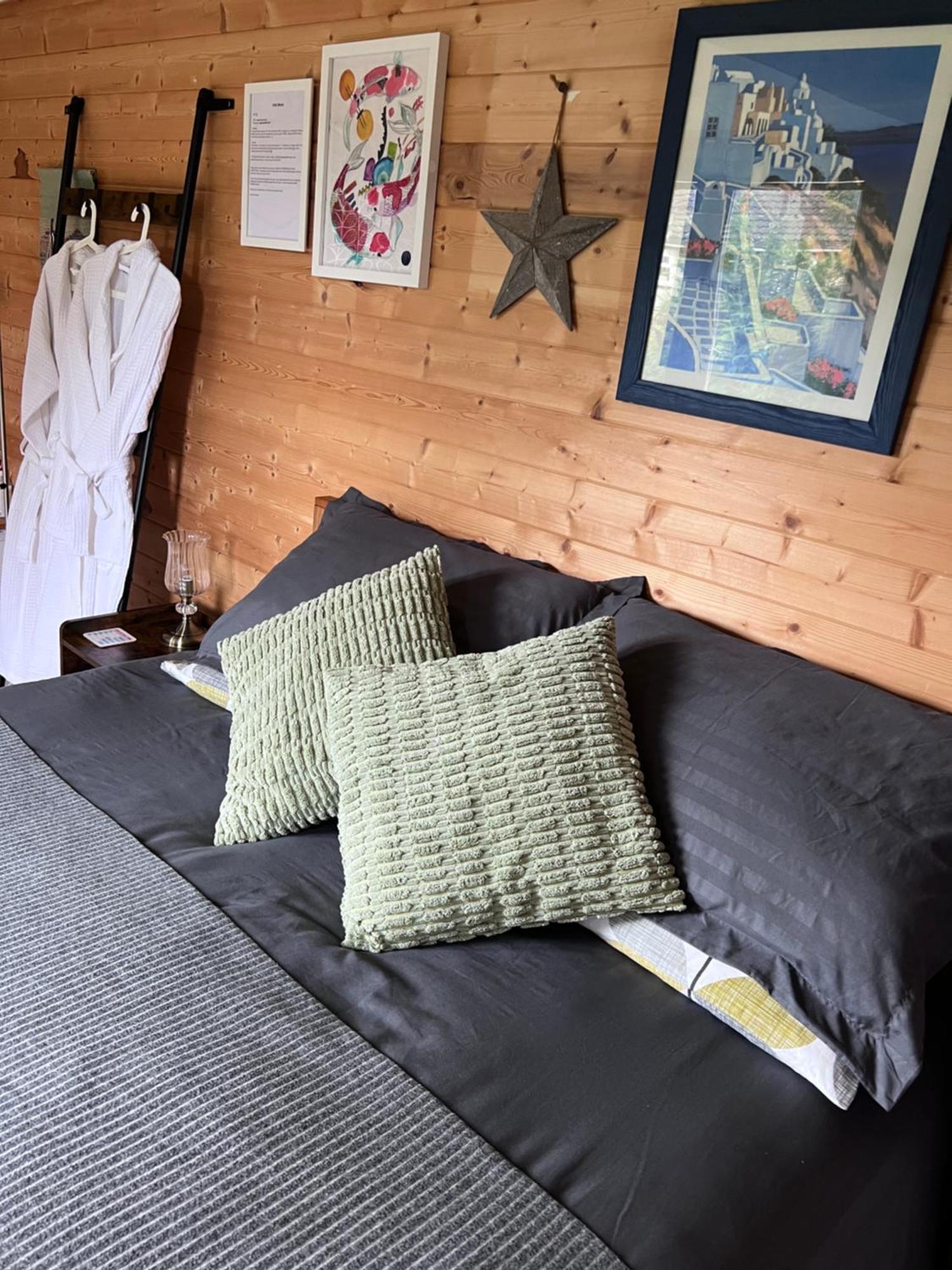 The Cabin Bradford-On-Avon Eksteriør bilde